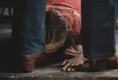 be-gentle-to-your-sissy: Obey and serve … a Sissy existence 🌹 2 tumblr ox5u2uBPvR1viv7dyo1 500 1