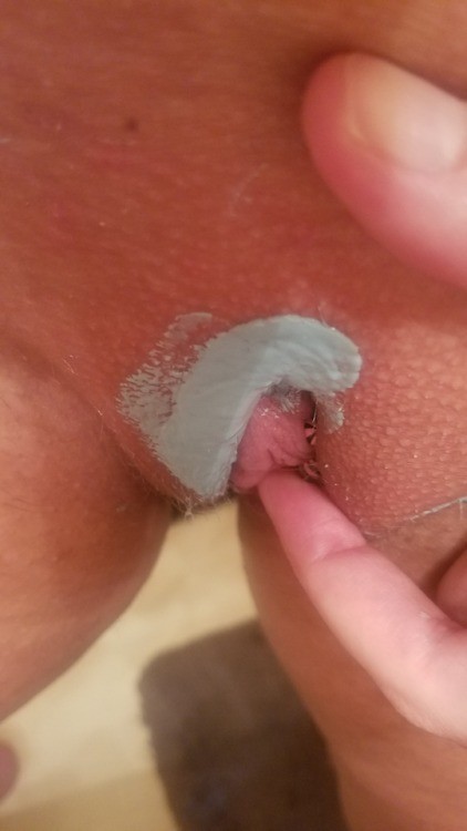 seemeviewme: Ahhh a freshly waxed pussy…..feels soo good. But I... 3