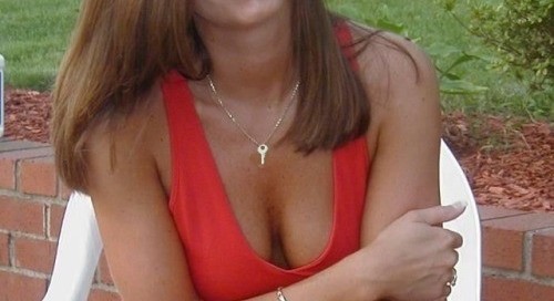 proudmodernwoman:
Once she locks your cock, there is no going... 5