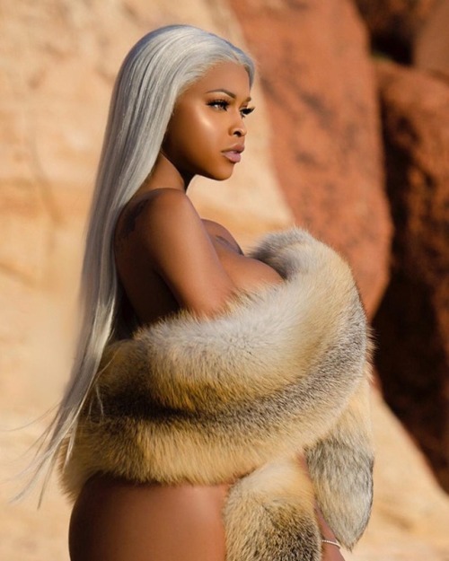 tumblr p8lzh22uSH1v6kf2qo1 500 1