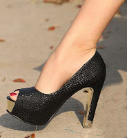 Julie Dominated by Violet! 14 shoes